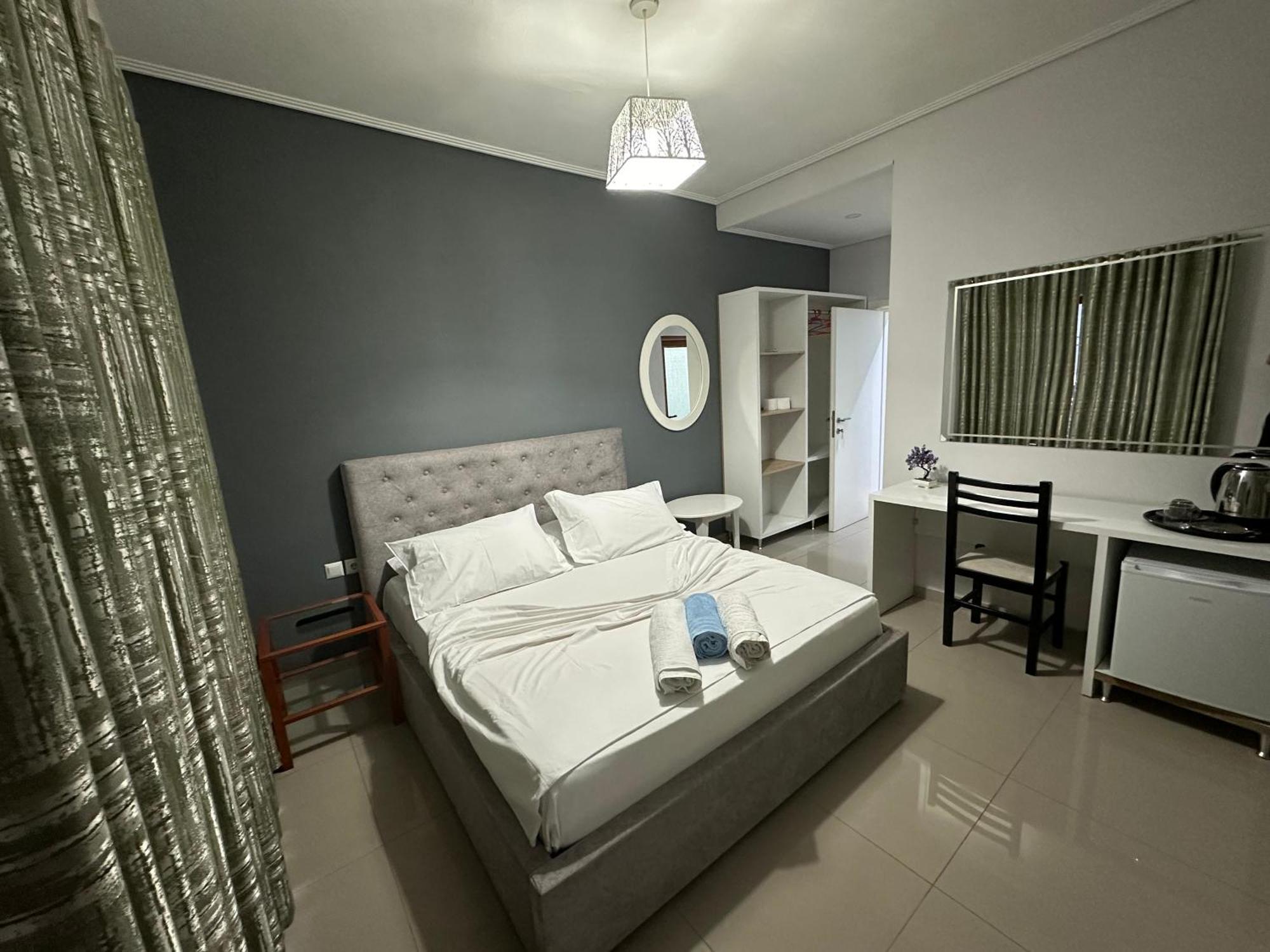 סרנדה Hotel Elisabet מראה חיצוני תמונה
