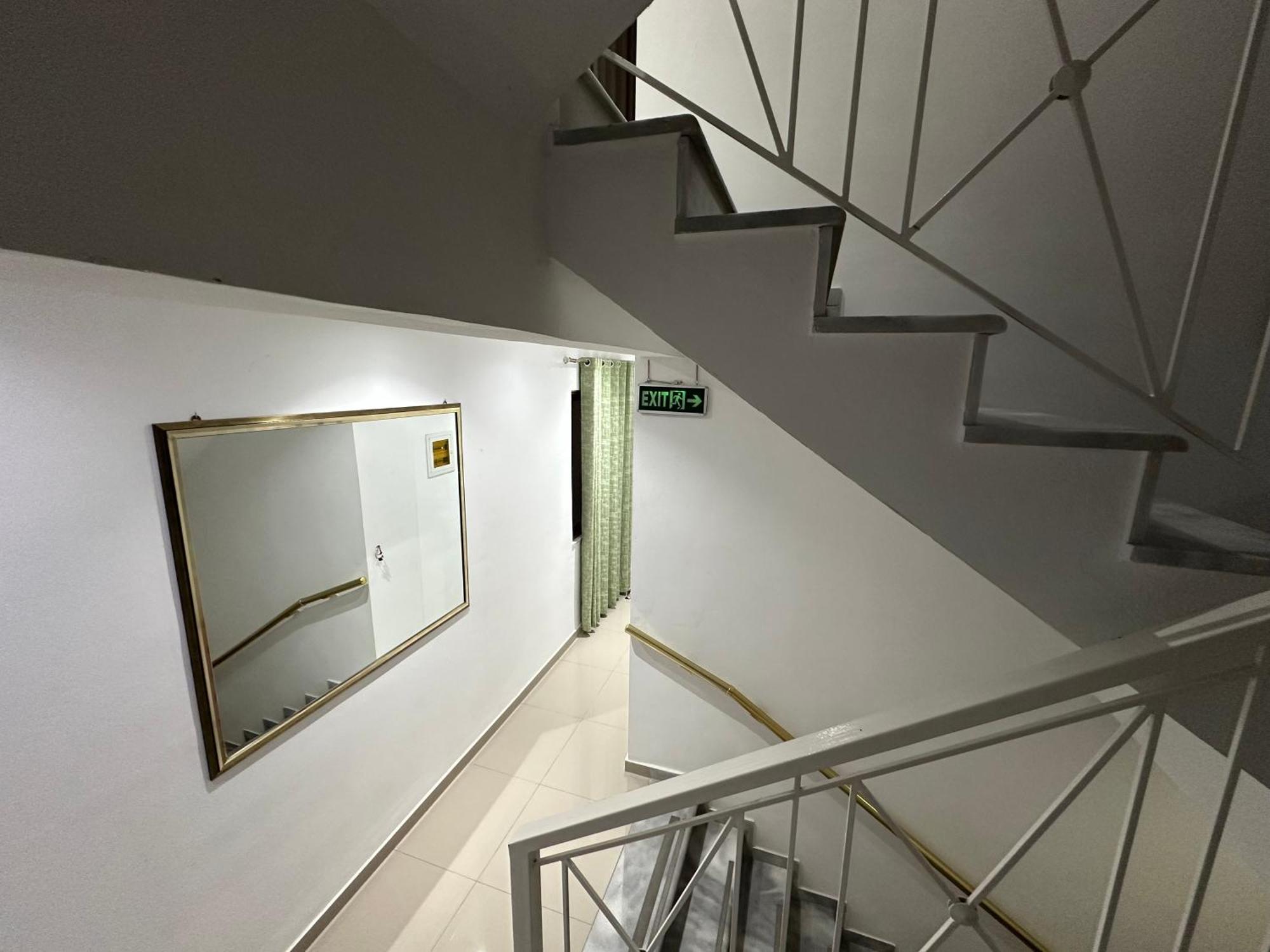 סרנדה Hotel Elisabet מראה חיצוני תמונה