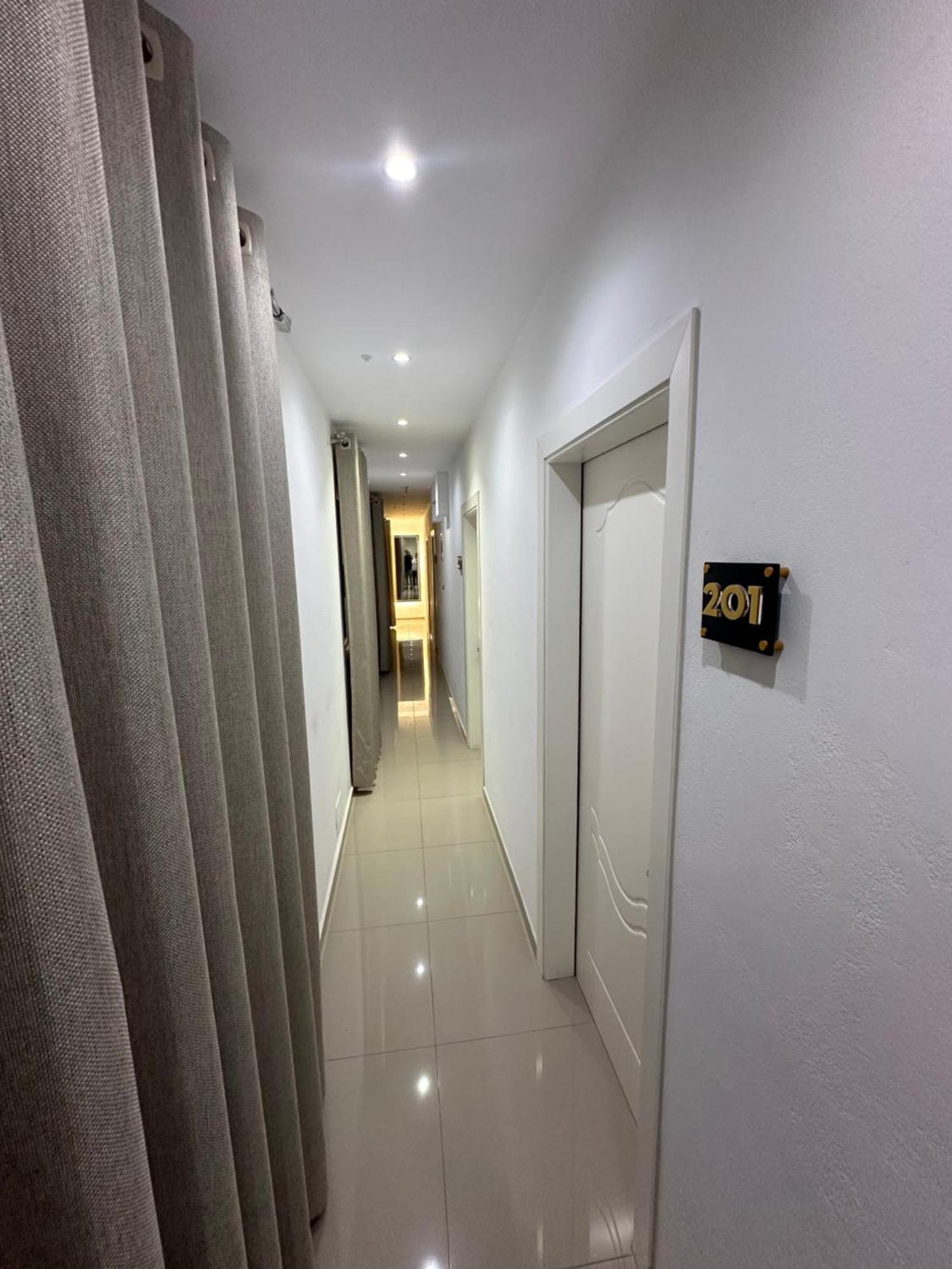 סרנדה Hotel Elisabet מראה חיצוני תמונה