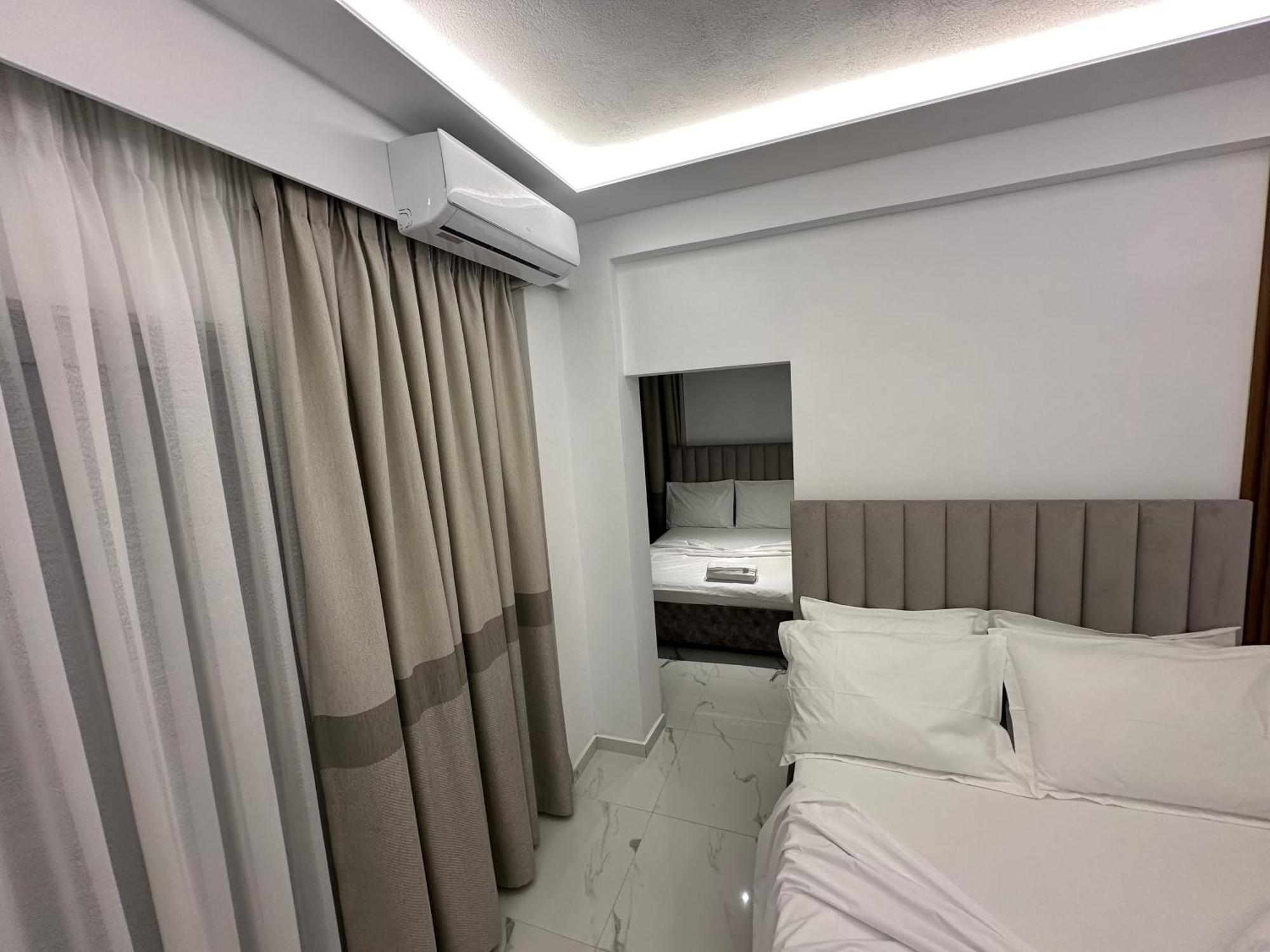 סרנדה Hotel Elisabet מראה חיצוני תמונה
